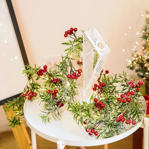 Weihnachtsgirlande mit Lichterketten