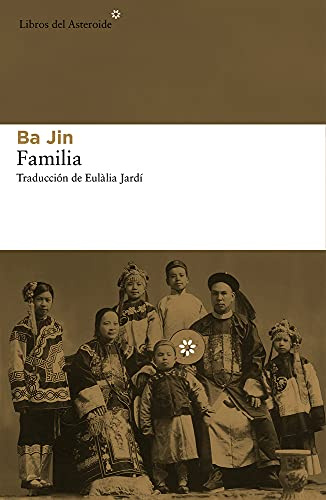 Familia: 130 (Libros del Asteroide)