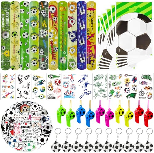 Nlsqw 100 Stück Fußball Mitgebsel，Fußball Mitgebsel Kindergeburtstag，Fußball Geburtstagsdeko Mitgebsel mit Fußball Schlüsselanhänger, Armband, Pfeifen, Tattoos Dekorationen für Kinder Geburtstag