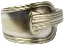 Besteckschmuck-Ring, ungefähr Größe 57 (18,3 mm), gefertigt aus Besteck.