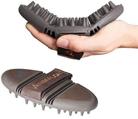 Animalon CareFlex Massage-Striegel | Flexible & Ergonomische Massage-Bürste mit Klettverschluss für echte Genießer | perfekt für den Fellwechsel