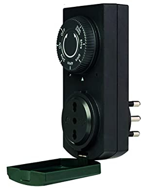 Presa passante da esterno IP44 con sensore crepuscolare e timer