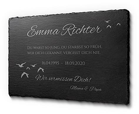 CHRISCK design Grabschmuck mit personalisierter Gravur für Menschen | 22x14 cm der 30x20 cm - wetterfest & personalisiert | Schieferplatte aus Schiefer mit Gravur
