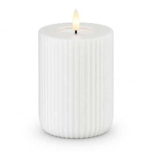 ReWu Deluxe Homeart Shape Gerillte LED Kerzen, Fernbedienbar, Timer, 400h Batterielaufzeit, Sicher & Rauchfrei 8 x 12,5 cm Weiß
