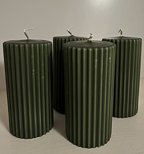 Løgum Kloster Lys dänische Blockkerze Stumpenkerze ohne Duft 4-er Set mit Rillen Brenndauer ca. 39 Std. (Grün)