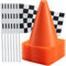 Verkehrs Pylonen und Karierte Zielflagge – 24 Teile, 12 Schwarz-Weiße Fähnchen auf Stöcken und 12 x 17,8 cm Große Orange Mini-Sicherheits-Hütchen für Kinder – Geburtstagsparty-Zubehör
