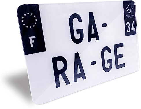 Plaque Moto Noire Immatriculation Décorative - Côtés Noirs, Fantaisie 210x130mm - Résistance Aux Chocs, Intempéries et Anti-UV - Avec Rivets