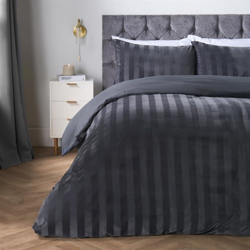 OHS King Size Bedding Set, Super Soft Warm Luxurious Velvet Stripe Duvet Cover King Size Stylish Comfy Bedding Set with Matching 2 Pillowcases, Charcoal Grey