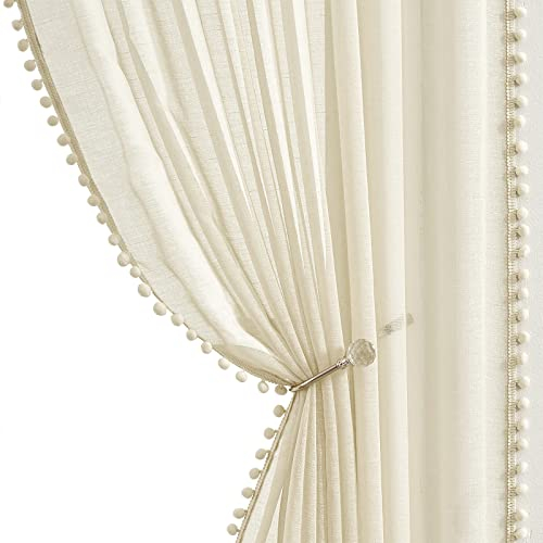 Treatmentex Boho-Gardinen ​​aus transparentem Voile, mit Pompons und Quasten verziert, Ösenvorhang für Wohnzimmer Schlafzimmer​, Beige, 140 x 180 cm, 2er-Set