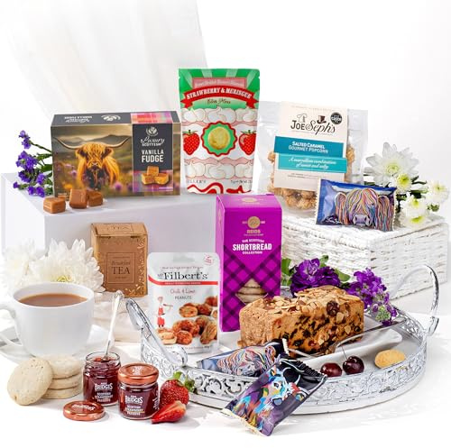 Hattie’s Gifts Luxury Afternoon Tea Hamper | Food Gift Box: Fruit Cake, Fudge, Shortbread, English Tea, Jams, Nuts, Popcorn – Gifts for Mum, Birthday & Thank You Present