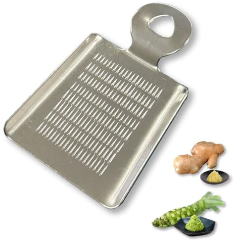 OTSUMAMI TOKYO Grattugia compatta giapponese in acciaio inox per zenzero, aglio, wasabi e spezie, mini grattugia da tavolo, 9,5 cm x 5 cm, realizzata in Giappone