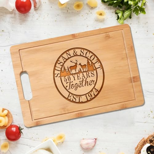 Planche à découper personnalisée, planche à charcuterie gravée, cadeau personnalisé pour couples, parents, famille pour Noël, anniversaire, pendaison de crémaillère