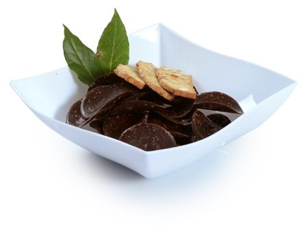 PLATTER PLEASERS Set of 3 Elegant Wave Shaped Square Hard Plastic Reusable Serving Bowls - White, 32oz (.9 Litre)