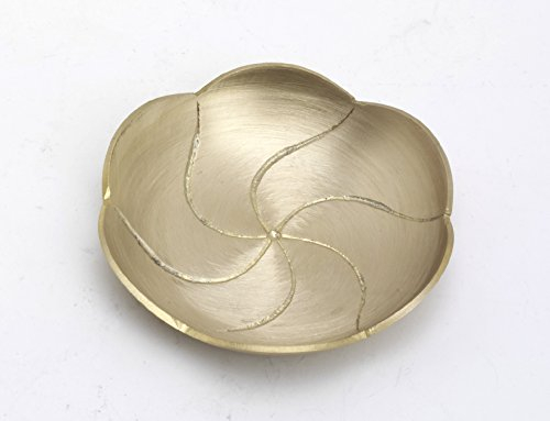 Kerzenteller, Kerzenschale, Lotusblume, Messing Gold matt satiniert Ø 8 cm