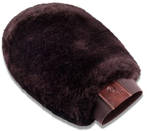 Equimour Lammfell-Putzhandschuh für Pferde – weicher Fellhandschuh zur sanften Pflege empfindlicher Stellen – entfernt Staub, poliert das Fell & eignet sich ideal Auftragen von Pflegeprodukten