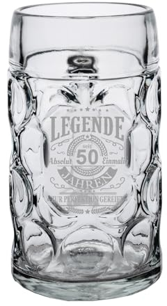 LUXENTU Maßkrug mit Gravur, Legende seit 50 Jahren, 1,0 l | Personalisiertes Bierglas mit Jubiläum & besondere Anlässe, Henkelkrug mit Lasergravur-Veredelung, geeicht, Spülmaschinenfest