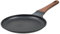 RESTO Crepespfanne 24cm - Pfanne Aluminiumguss - für alle Herdarten geeignet – Bratpfanne mit hitzebeständigen Außenbeschichtung und weichem ergonomischem Griff in Holzoptik, H=2.1cm