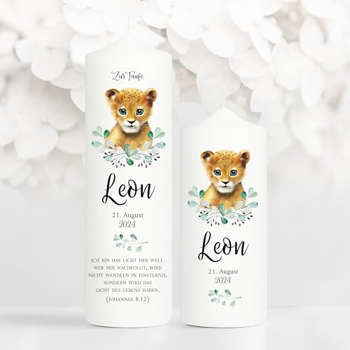 Wandtattoo Loft Taufkerze Junge oder Mädchen mit Taufspruch + Patenkerze, Motiv mit Löwen Baby, 25cm x 7cm, personalisierte Kerze, bedruckte Kerze zur Taufe, Stumpenkerze, Geburtskerze, Taufgeschenk