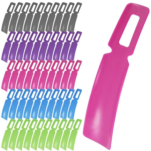 com-four® 50x Schuhanzieher - Mini-Schuhlöffel im Set - Schuhlöffel mit kurzem Griff ideal für Reisen - Anziehhilfe für Schuhe aus Kunststoff - 16 cm (5 Farben - 50 Stück)