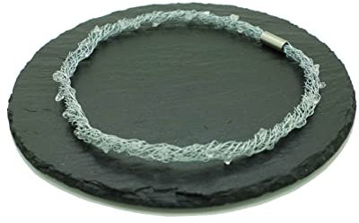Collier aus schimmerndem silbergrauem Draht und Labradorit