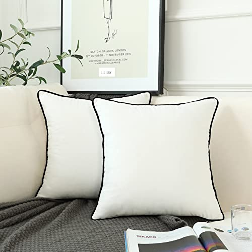 LIGICKY 2er Set Luxus Dekorative Kissenbezug Samt Weich Zierkissenbezüge Einfacher Quadratische Kissenbezüge Deko Kissen Sofakissen für Wohnzimmer Couch Weihnachten Dekor, Weiß 30 x 30 cm