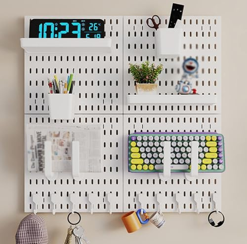 JuanNest Pegboard Mural Organiseur Mural DIY Organiseur pour Bureau À Domicile,Panneaux Perforés,Comprend Crochets pour Accessoires,Organiseur Mural Plastique pour Bureau Gaming 4 Pieces (30 * 30cm)