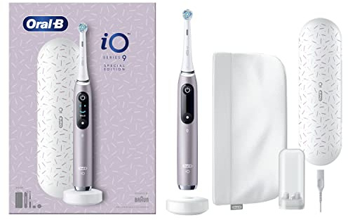 Oral-B iO Spazzolino Elettrico Serie 9, Edizione Speciale, si collega all'app mobile Oral-B, con tecnologia magnetica iO, custodia da viaggio con funzione di ricarica, borsa per cosmetici, quarzo rosa