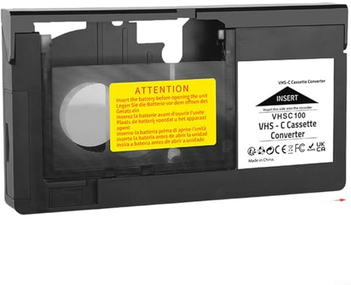 Crabop Adaptateur convertisseur cassette VHS-C vers VHS, alimenté par batterie, chargement facile pour la lecture de bandes de caméscope sur magnétoscope standard, design compact en plastique noir