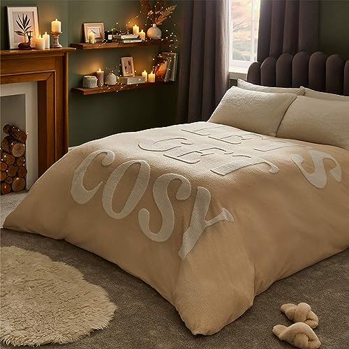 Silentnight Let's Get Cosy Double Duvet Set - Winter Christmas Teddy Bear Fleece Extra Soft Warm Cosy Duvet Cover Set with Quilt Cover and Matching Pillowcases - Machine Washable - Double