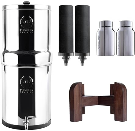 Phoenix Gravity 8 liter NSF-certifierad AISI 304 rostfritt stål vattenfilter med 2 smarta kol (svart) filter, 2 POSTreat stål fluoridborttagningselement, gratis vattentapp och teak trästativ