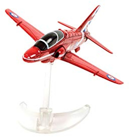 Corgi CS90628 Showcase RAF Red Arrows Hawk Model Airplane - Diecast Planes & Aircraft Models for Ages 5+, Die Cast Plane, Toy Airplanes - Gift for Young Aviation Fans, Birthday Gifts for Him | Corgi Model Airplane, Diecast Planes & Aircraft Models for Adults, Die Cast Plane, Toy Airplanes