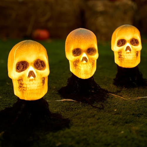 JOYIN 3 Pcs Scary Skeleton Light Up Skull Stakes für Halloween Dekorationen im Freien, batteriebetriebene Stake Lights Pathway Makers zur Halloween-Party
