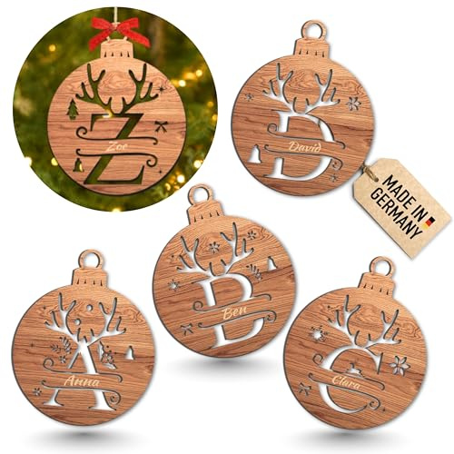 Urhome Weihnachtskugel personalisiert mit Namen Gravur Buchstabe A-Z mit Geweih Motiv Dunkel Braun - Ornament Christbaumschmuck Weihnachtsdeko Weihnachtsbaum Anhänger aus Holz