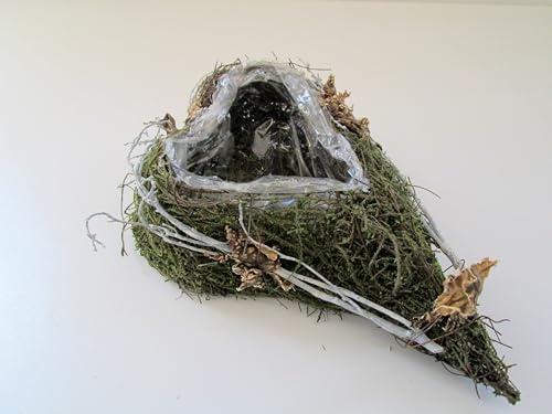 Generisch Dekoratives Pflanzherz aus Naturmaterial, geschwungen, 30 x 19 x 8 cm, Moos-Grün