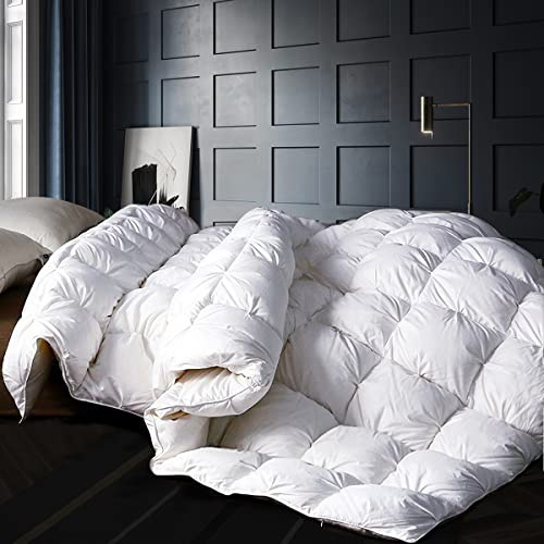 Alanzimo Couette en Duvet d'oie pour très Grand lit, Chaleur Moyenne – Ultra Douce – Puissance de gonflement 750 – 8 languettes – 1,842,7 g – 269 x 228,6 cm – Blanc