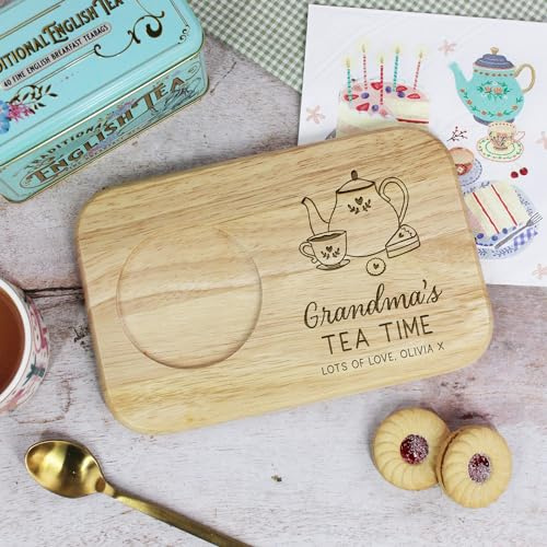 eBuyGB Personalised Grandma’s Tea & Biscuits, Tea and Cake Board Gift for Grandma, Nanna, Nanny, Biscuit Lover Gifts for Grandparents