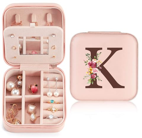 Sinekong Boîte à Bijoux avec Lettre Initiale K Petit Boite a Bijoux Femme avec Miroir Boite à Bijoux de Voyage Coffret à Bijoux en Cuir PU pour Femme et Fille Cadeau pour Mariage Anniversaire Noël