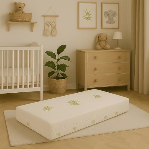 Literie Julien Matelas bébé 60x120 cm Hauteur 10 cm - Tissu avec - Déhoussable Housse Lavable à 40°-Tissu 100% Polyester 240 GR/m2 - ame: Mousse 100% Polyurethane 14 cm 33 Kg/m3