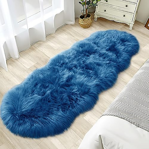 Alfombra de piel sintética para dormitorio, alfombra de pasillo suave, de piel de oveja suave, cojín de asiento de sofá, 2 x 6 pies, color azul oscuro, alfombra de felpa para guardería, mesita de