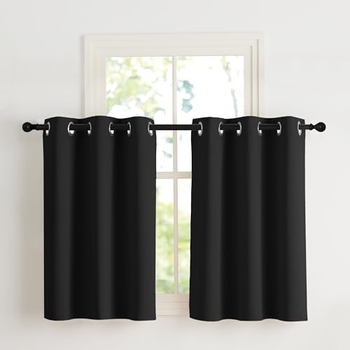 NICETOWN Vorhang Schwarz Blickdicht Kurze Gardinen mit Ösen Thermovorhänge | H90 x B107 cm, 2er Set, Kurze Verdunklungsvorhänge, Hitzeschutz Vorhang Innen, Scheibengardine Küche, Moderne Gardinen