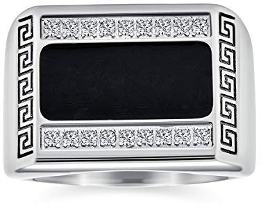 Bling Jewelry Personnaliser Bague Sceau Rectangle pour Hommes avec Accent Pavé Géométrique CZ Cubic Zirconia Design Clé Grecque Émail Noir Acier Inoxydable.