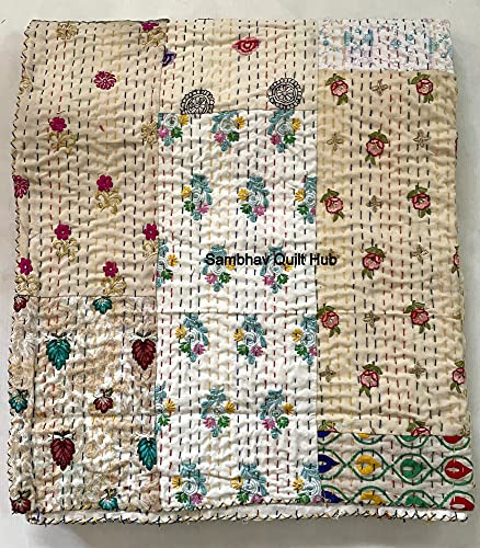 Weiße, schöne, handgefertigte Vintage-Seide-Sari-Patchwork-Khambhadiya Kantha Quilting Stickerei Kantha Quilt Wende-Bettbezug verschiedene Kantha Quilt Überwurf Decke