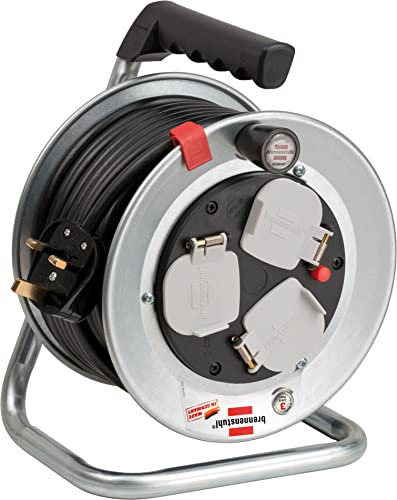Brennenstuhl Garant S Compact 3-Way Socket Cable Reel for Indoor use (15m Extension Cable, Rust-Proof, Ergonomic Handle, Black Cable, Made in Germany)