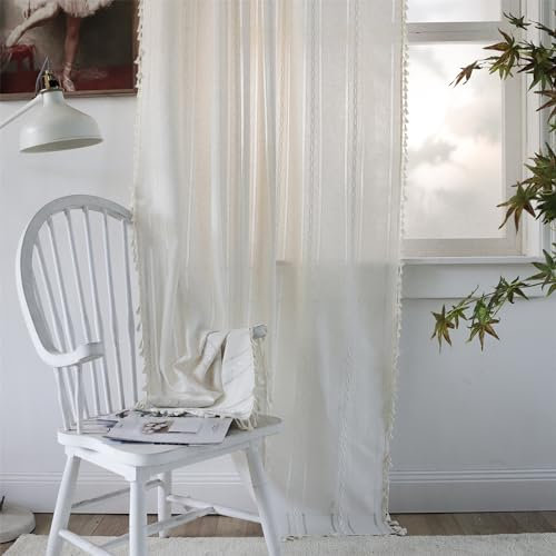 Freyamy Vintage Gardinen Halbtransparent Landhausstil Weiß Vorhänge mit Stangendurchzug,Outdoor Gardinen Baumwolle Leinen mit Quasten für Schienensystem Schlafzimmer 2er-Set Vorhang 240x150cm (HxB)