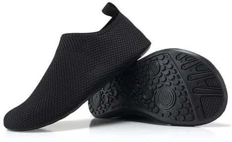 DSFIHJO Dykstrumpor lätta sommar mjuka snabbtorkande vadningssko män halkskydd hav undervatten aqua strumpor barfota kvinna vattenskor unisex plus size 34-49 värme, K05svart, 48