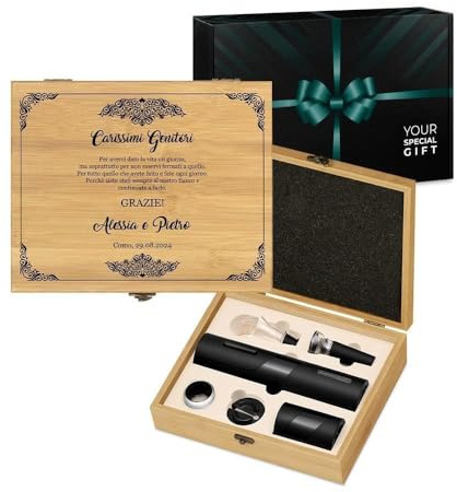 Maverton Stappa Bottiglie Elettrico, Set Accessori Vino | Cavatappi Birra, da 6 Pezzi, Personalizzato a Stampa, Scatola in Legno di Bambù, 27x22x7 cm, per le Coppie, Ringraziamento