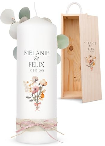 AMARI ® Hochzeitskerze personalisiert Blumenstrauß 25/8 cm - Trauergeste mit Namen und Datum für Standesamt und Hochzeit