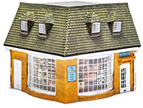 Hornby R7269 OO Gauge The Offie, Model Railway Building | Model Railway Accessories, Miniature Diorama Scenery for Hornby Train Sets, Lifelike Building Models, Scale 1:76