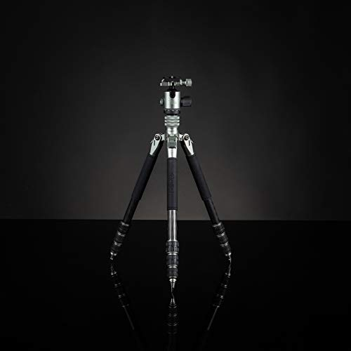 Rollei Lion Rock Traveler S, sehr hochwertiges Carbon Reise-Stativ mit 10 KG Tragkraft inkl. Stativkopf und Spikes. Ideal für Reise und Naturfotografie mit Ihrer Spiegelreflex oder System-Kamera.