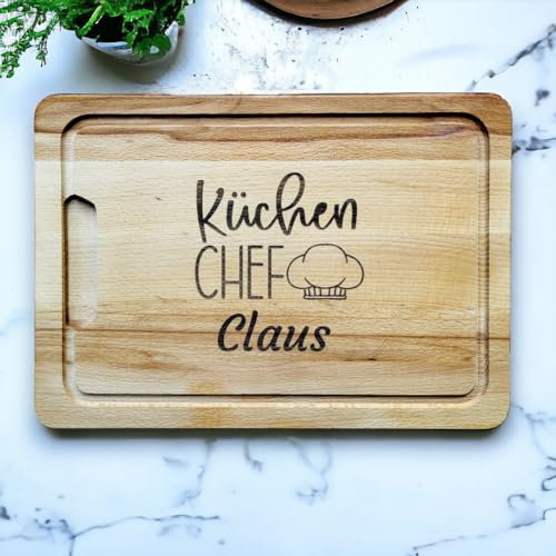 Personalisiertes Schneidebrett mit Saftrille aus Buchenholz mit Gravur Küchenchef und Name, als Geschenk für den den Hobbykoch, Chefkoch, Herr der Töpfe, ca. 40 cm x 28 cm
